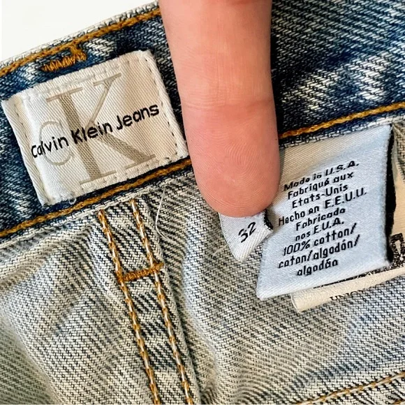 Vintage 90s Light Wash Calvin Klein Denim Jeans Size 32 - Picture 8 of 16